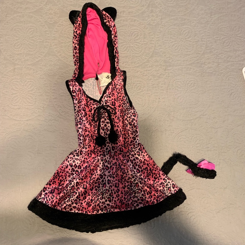 Pink leopard girls costume size small